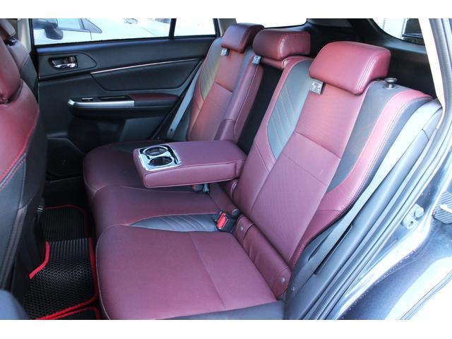 レヴォーグ ２．０ＳＴＩスポーツアイサイト　アドバンスドセーフティパッケージ　本州仕入　アイサイトＶｅｒ３　ダイアトーンナビＴＶ　ＢＴ　本革シート　純正１８ＡＷ　バックカメラ　オートクルーズ　シートヒーター　パワーシート　ＥＴＣ　パドルシフト（51枚目）