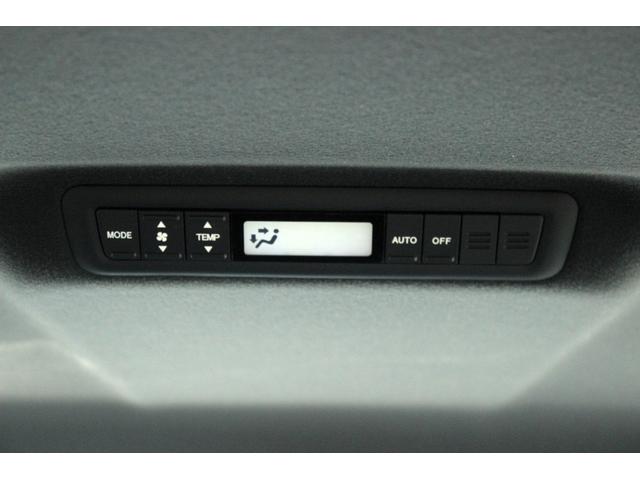 エスティマ アエラス　プレミアム　本州仕入　寒冷地仕様　７人　純正ナビ　ＴＲＤエアロ・マフラー　トヨタセーフティセンス　フルセグＴＶ　Ｂｌｕｅｔｏｏｔｈ　バックカメラ　両側電動スライド　オートクルーズ　ＥＴＣ　ハーフレザー　電動シート（5枚目）