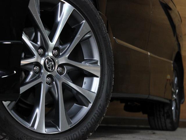 エスティマ アエラス　プレミアム　本州仕入　寒冷地仕様　７人　純正ナビ　ＴＲＤエアロ・マフラー　トヨタセーフティセンス　フルセグＴＶ　Ｂｌｕｅｔｏｏｔｈ　バックカメラ　両側電動スライド　オートクルーズ　ＥＴＣ　ハーフレザー　電動シート（9枚目）