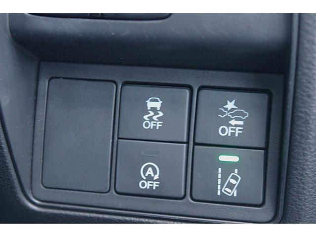 オデッセイ アブソルート　ホンダセンシング　本州仕入　アルパイン１０．１型後席モニター　プレミアムインターナビＴＶ　Ｂｌｕｅｔｏｏｔｈ　ハーフレザーシート　両側電動スライド　ＥＴＣ　純正１７インチＡＷ　ＬＥＤヘッドライト（4枚目）