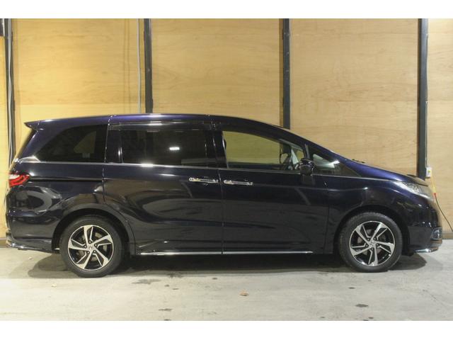 オデッセイ アブソルート　ホンダセンシング　本州仕入　アルパイン１０．１型後席モニター　プレミアムインターナビＴＶ　Ｂｌｕｅｔｏｏｔｈ　ハーフレザーシート　両側電動スライド　ＥＴＣ　純正１７インチＡＷ　ＬＥＤヘッドライト（9枚目）