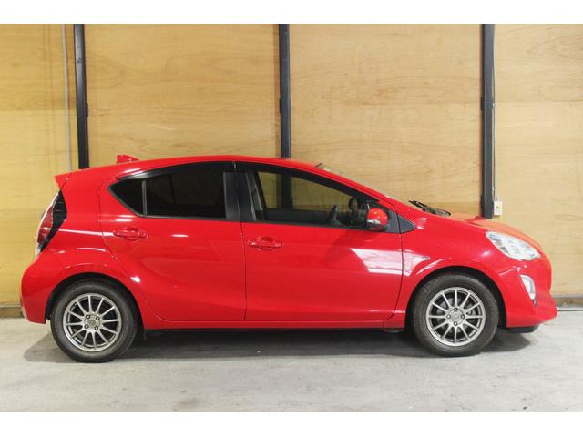 アクア S 冬タイヤ有り 寒冷地仕様 カーナビ フルセグTV Bluetooth バックカメラ デジタルインナーミラー 横滑り防止装置 シートヒーター ETC nanoe LEDライト オートエアコン(7枚目)