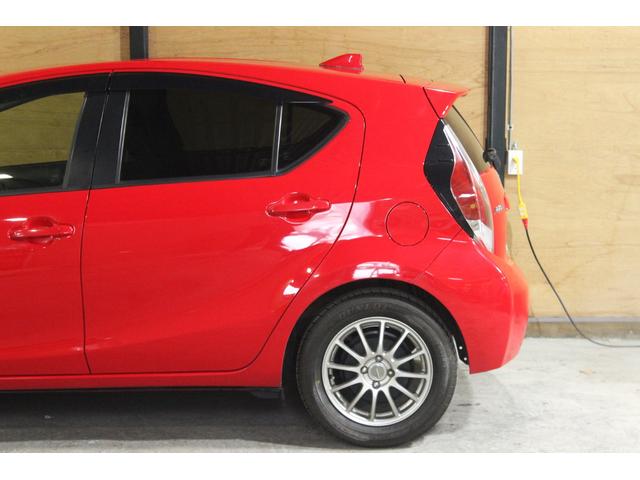 アクア S 冬タイヤ有り 寒冷地仕様 カーナビ フルセグTV Bluetooth バックカメラ デジタルインナーミラー 横滑り防止装置 シートヒーター ETC nanoe LEDライト オートエアコン(32枚目)