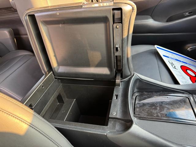 アルファード 2.5S Cパッケージ 4WD 両側パワースライドドア オートハイビーム ナビ&TV Bluetoothオーディオ 寒冷地 パワーシート スマートキー パワーバックD レザー Bモニター シートヒータ LED シートエアコン(36枚目)