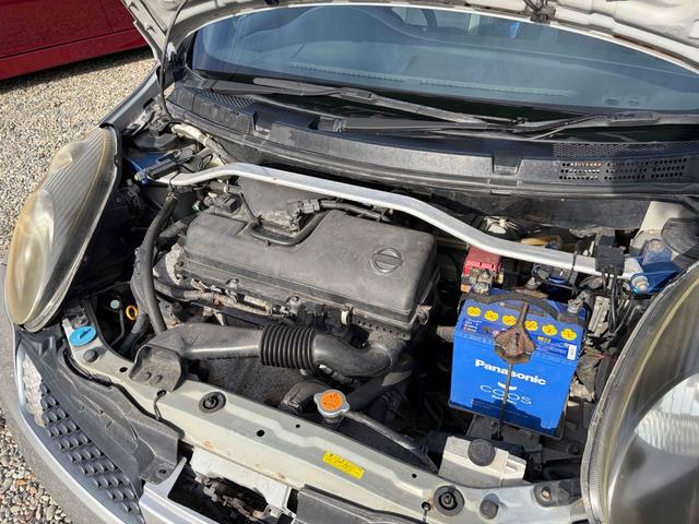 マーチ １２ＳＲ　アルミホイール　キーレスエントリー　電動格納ミラー　ＭＴ　エアコン　パワーステアリング　パワーウィンドウ（20枚目）