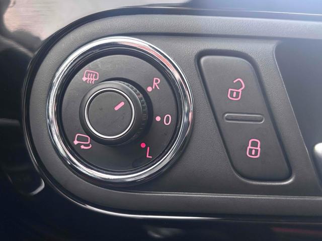 ザ・ビートル ターボ　バックカメラ　ナビ　ＴＶ　クリアランスソナー　オートクルーズコントロール　ＡＴ　オートライト　スマートキー　電動格納ミラー　アルミホイール　盗難防止システム　ＡＢＳ　ＣＤ　ＤＶＤ再生　ＵＳＢ（25枚目）