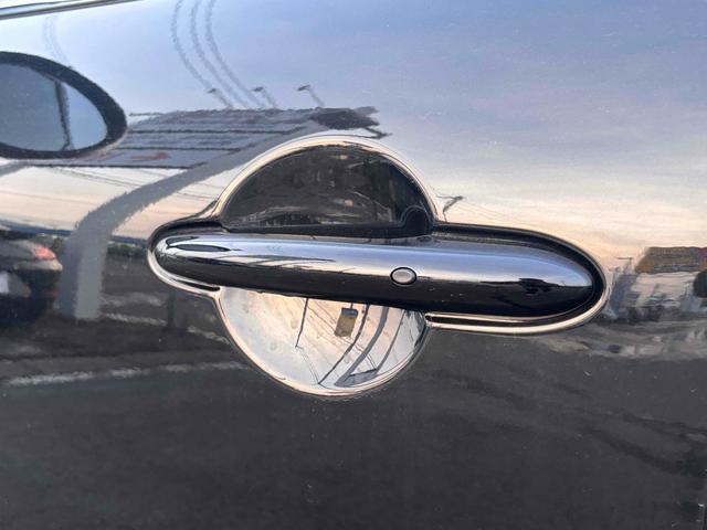 ＭＩＮＩ ＪＣＷ　クロスオーバー　プレミアム＋Ｐ　ＪＣＷトリム　新車保障継承　ドライブレコーダー　バックカメラ　ナビ　クリアランスソナー　パークアシスト　アルミホイール　オートライト　スマートキー　アイドリングストップ　電動格納ミラー　シートヒーター　ＡＴ（13枚目）