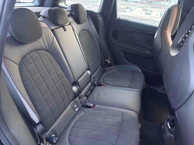 ＭＩＮＩ ＪＣＷ　クロスオーバー　プレミアム＋Ｐ　ＪＣＷトリム　新車保障継承　ドライブレコーダー　バックカメラ　ナビ　クリアランスソナー　パークアシスト　アルミホイール　オートライト　スマートキー　アイドリングストップ　電動格納ミラー　シートヒーター　ＡＴ（25枚目）