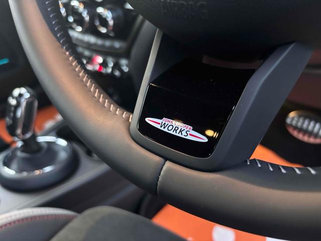 ＭＩＮＩ ＪＣＷ　クロスオーバー　プレミアム＋Ｐ　ＪＣＷトリム　新車保障継承　ドライブレコーダー　バックカメラ　ナビ　クリアランスソナー　パークアシスト　アルミホイール　オートライト　スマートキー　アイドリングストップ　電動格納ミラー　シートヒーター　ＡＴ（32枚目）