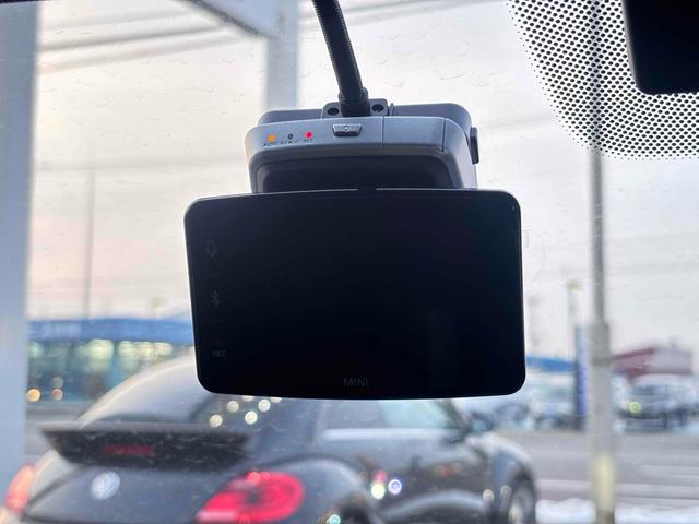 ＭＩＮＩ ＪＣＷ　クロスオーバー　プレミアム＋Ｐ　ＪＣＷトリム　新車保障継承　ドライブレコーダー　バックカメラ　ナビ　クリアランスソナー　パークアシスト　アルミホイール　オートライト　スマートキー　アイドリングストップ　電動格納ミラー　シートヒーター　ＡＴ（44枚目）