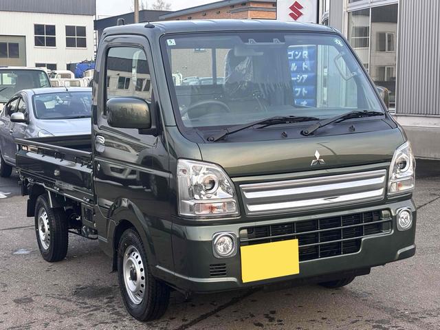 ミニキャブトラック Ｇ　４ＷＤ　軽トラック　ＡＴ　衝突被害軽減システム　クリアランスソナー　レーンアシスト　アイドリングストップ　電動格納ミラー　ＥＳＣ　エアコン　パワーウィンドウ　運転席エアバッグ　助手席エアバッグ　ＣＤ（3枚目）