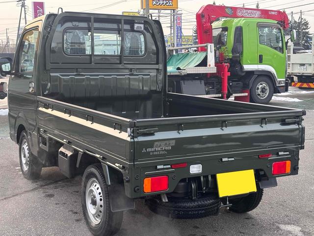 ミニキャブトラック Ｇ　４ＷＤ　軽トラック　ＡＴ　衝突被害軽減システム　クリアランスソナー　レーンアシスト　アイドリングストップ　電動格納ミラー　ＥＳＣ　エアコン　パワーウィンドウ　運転席エアバッグ　助手席エアバッグ　ＣＤ（4枚目）