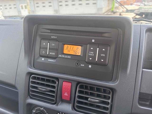 ミニキャブトラック Ｇ　４ＷＤ　軽トラック　ＡＴ　衝突被害軽減システム　クリアランスソナー　レーンアシスト　アイドリングストップ　電動格納ミラー　ＥＳＣ　エアコン　パワーウィンドウ　運転席エアバッグ　助手席エアバッグ　ＣＤ（20枚目）