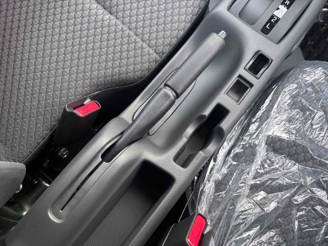 ミニキャブトラック Ｇ　４ＷＤ　軽トラック　ＡＴ　衝突被害軽減システム　クリアランスソナー　レーンアシスト　アイドリングストップ　電動格納ミラー　ＥＳＣ　エアコン　パワーウィンドウ　運転席エアバッグ　助手席エアバッグ　ＣＤ（24枚目）
