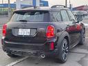 ＭＩＮＩ ＪＣＷ　クロスオーバー　プレミアム＋Ｐ　ＪＣＷトリム　新車保障継承　ドライブレコーダー　バックカメラ　ナビ　クリアランスソナー　パークアシスト　アルミホイール　オートライト　スマートキー　アイドリングストップ　電動格納ミラー　シートヒーター　ＡＴ（5枚目）