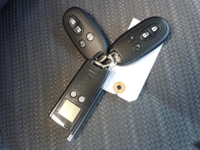 スペーシア Ｘ　デュアルカメラブレーキサポート　両側電動スライド　シートヒータ　エネチャージ　ＡＡＣ　横滑り防止　イモビライザー　スマートキー　エアバック　キーレススタートシステム　フルフラット　４ＷＤ　ＡＢＳ　衝突安全ボディ　ベンチシート（9枚目）