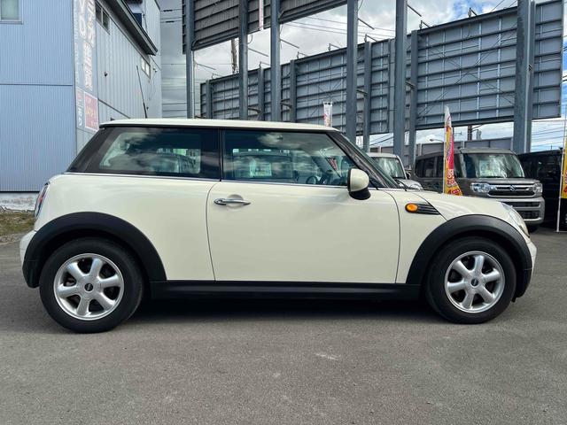 ＭＩＮＩ ワン　ＥＴＣ　アルミホイール　スマートキー　電動格納ミラー　ＡＴ　盗難防止システム　ＡＢＳ　エアコン　パワーステアリング　パワーウィンドウ（6枚目）