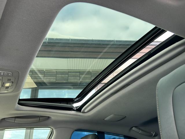 クラウン アスリートＳ　★純正ナビ・ＴＶ・Ｂｌｕｅｔｏｏｔｈ接続・バックカメラ・電動シート・レザーシート・サンルーフ・社外エアロ・車高調整サスペンション・オートライト・オートワイパー・シートヒーター・純正１８インチアルミ★（16枚目）