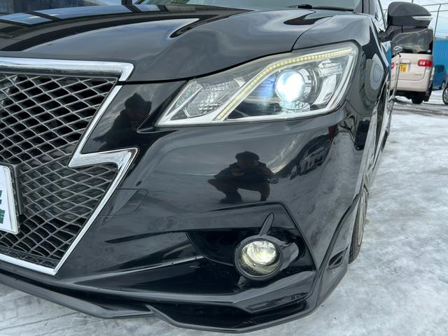 クラウン アスリートＳ　★純正ナビ・ＴＶ・Ｂｌｕｅｔｏｏｔｈ接続・バックカメラ・電動シート・レザーシート・サンルーフ・社外エアロ・車高調整サスペンション・オートライト・オートワイパー・シートヒーター・純正１８インチアルミ★（67枚目）