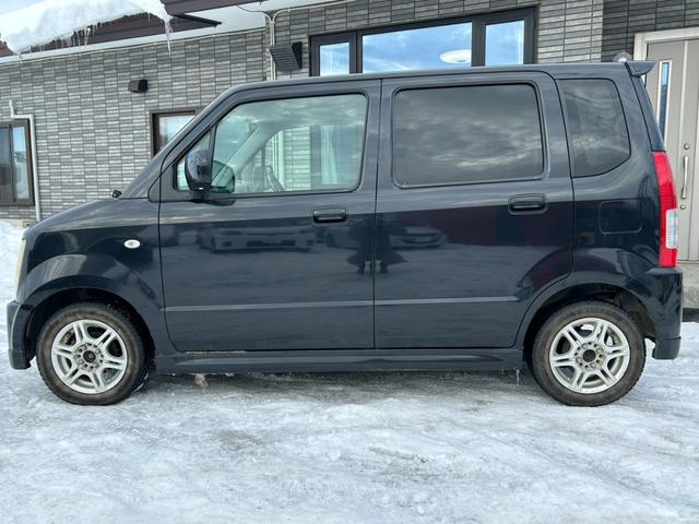 ワゴンＲ ＦＸ－Ｓリミテッド　★４ＷＤ★社外エンジンスターター★純正オーディオ★電動格納ミラー★シートヒーター★（4枚目）