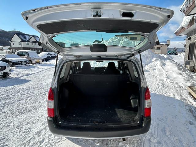 プロボックス Ｇ　★前席パワーウィンドウ★レーダーブレーキ★オートライト★電動格納ミラー★スマートフォンフォルダー★作業テーブル★ＡＣ１００Ｖコンセント・ＵＳＢ端子・シガーソケット★横滑り防止システム★（10枚目）