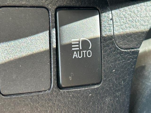 プロボックス Ｇ　★前席パワーウィンドウ★レーダーブレーキ★オートライト★電動格納ミラー★スマートフォンフォルダー★作業テーブル★ＡＣ１００Ｖコンセント・ＵＳＢ端子・シガーソケット★横滑り防止システム★（22枚目）