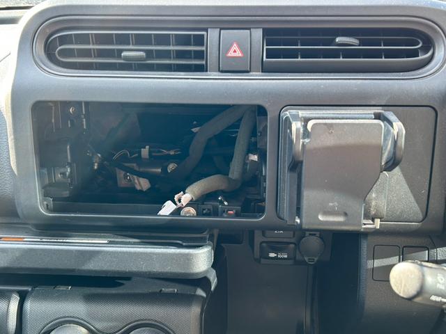 プロボックス Ｇ　★前席パワーウィンドウ★レーダーブレーキ★オートライト★電動格納ミラー★スマートフォンフォルダー★作業テーブル★ＡＣ１００Ｖコンセント・ＵＳＢ端子・シガーソケット★横滑り防止システム★（27枚目）