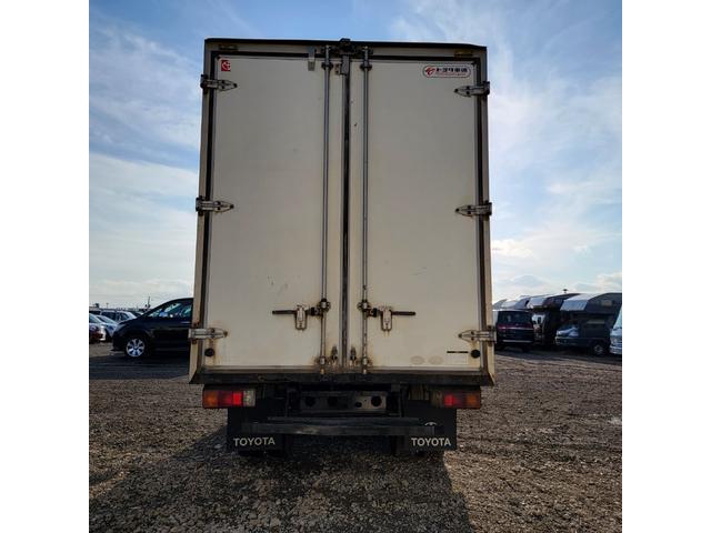 ダイナトラック 　パネルバン・ディーゼル・４ＷＤ・エアコン・パワステ・パワーウインドウ（7枚目）