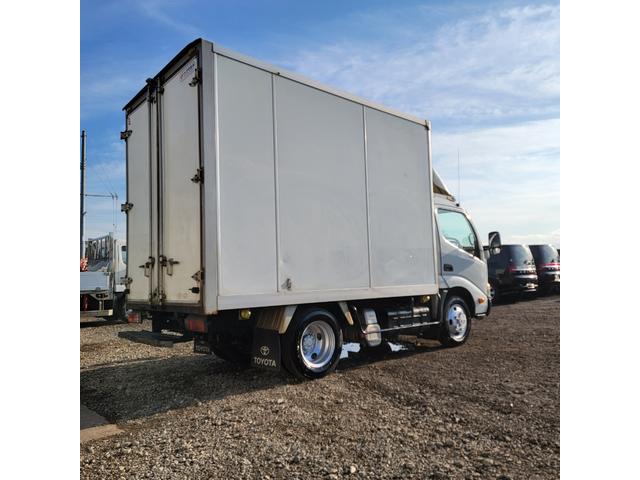 ダイナトラック 　パネルバン・ディーゼル・４ＷＤ・エアコン・パワステ・パワーウインドウ（8枚目）