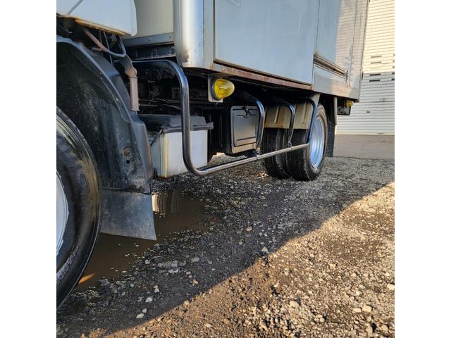 ダイナトラック 　パネルバン・ディーゼル・４ＷＤ・エアコン・パワステ・パワーウインドウ（17枚目）