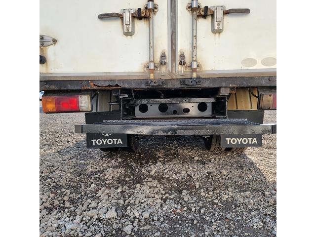 ダイナトラック 　パネルバン・ディーゼル・４ＷＤ・エアコン・パワステ・パワーウインドウ（20枚目）