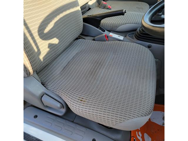 ダイナトラック 　パネルバン・ディーゼル・４ＷＤ・エアコン・パワステ・パワーウインドウ（25枚目）