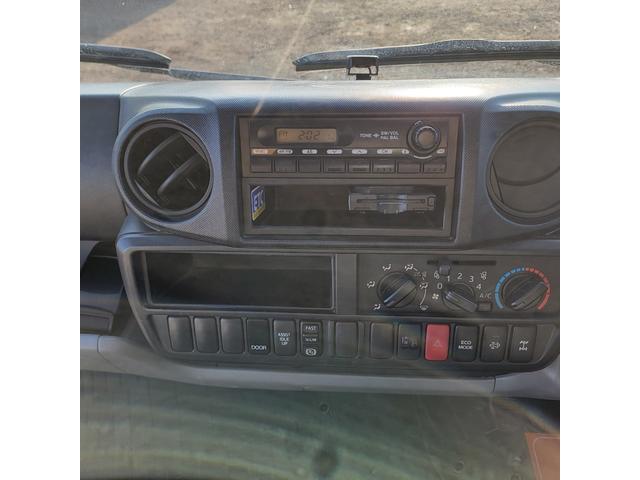 ダイナトラック 　パネルバン・ディーゼル・４ＷＤ・エアコン・パワステ・パワーウインドウ（35枚目）