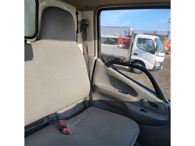 ダイナトラック 　パネルバン・ディーゼル・４ＷＤ・エアコン・パワステ・パワーウインドウ（41枚目）
