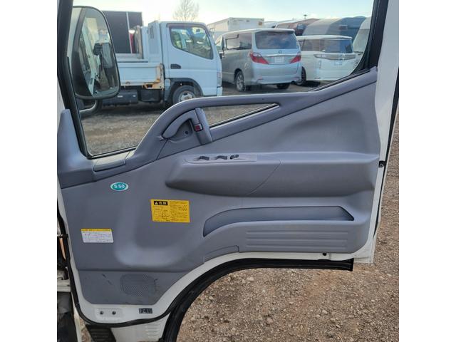 キャンター ダンプ　ディーゼル・４ＷＤ・エアコン・パワステ・パワーウインドウ（19枚目）