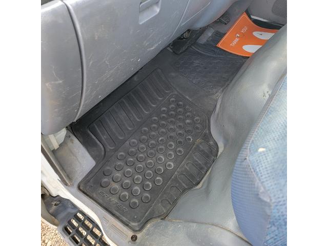 キャンター ダンプ　ディーゼル・４ＷＤ・エアコン・パワステ・パワーウインドウ（29枚目）