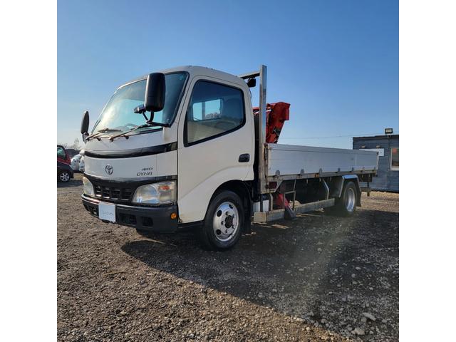 ダイナトラック 　クレーン・平ボディ・４ＷＤ・古賀ユニック・エアコン・パワステ・パワーウインドウ・（4枚目）