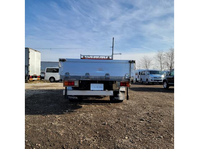 ダイナトラック 　クレーン・平ボディ・４ＷＤ・古賀ユニック・エアコン・パワステ・パワーウインドウ・（7枚目）