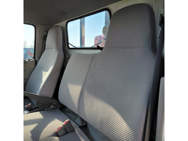 ダイナトラック 　クレーン・平ボディ・４ＷＤ・古賀ユニック・エアコン・パワステ・パワーウインドウ・（23枚目）