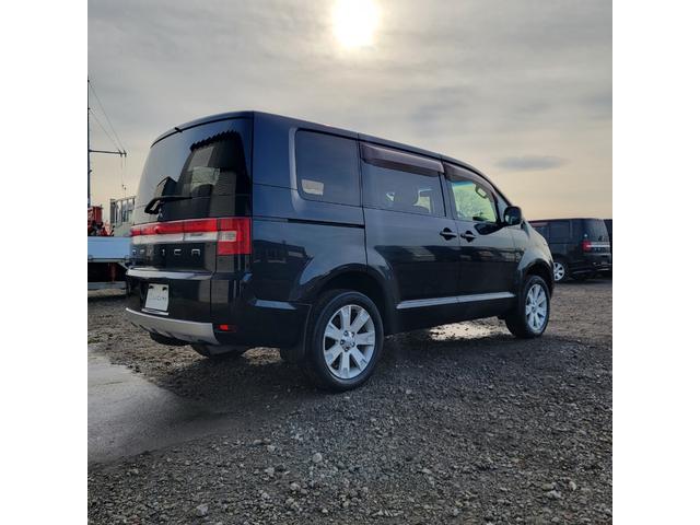 デリカＤ：５ 　７人乗り・両側パワースライドドア・パドルシフト・エアコン・パワステ・パワーウインドウ（8枚目）