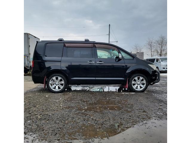デリカＤ：５ 　Ｇプレミアム・４ＷＤ・フルセグ・バックカメラ・両側スライドドア・パドルシフト・フロントガード・エアコン・パワステ・パワーウインドウ（8枚目）