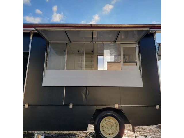 アトラストラック 3.2・4WD・キッチンカー・冷蔵庫・換気扇・シンク・コンロ・貯水・排水タンク・フライヤー・外部コンセント・エアコン・パワステ(45枚目)