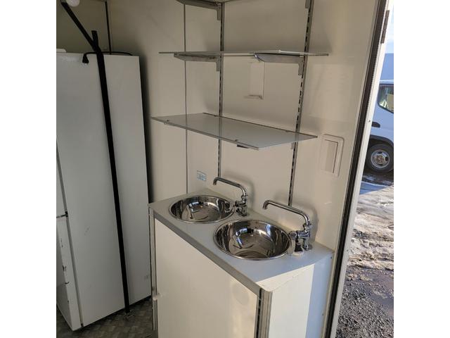 アトラストラック 3.2・4WD・キッチンカー・冷蔵庫・換気扇・シンク・コンロ・貯水・排水タンク・フライヤー・外部コンセント・エアコン・パワステ(51枚目)