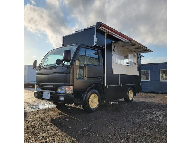 アトラストラック 3.2・4WD・キッチンカー・冷蔵庫・換気扇・シンク・コンロ・貯水・排水タンク・フライヤー・外部コンセント・エアコン・パワステ(64枚目)