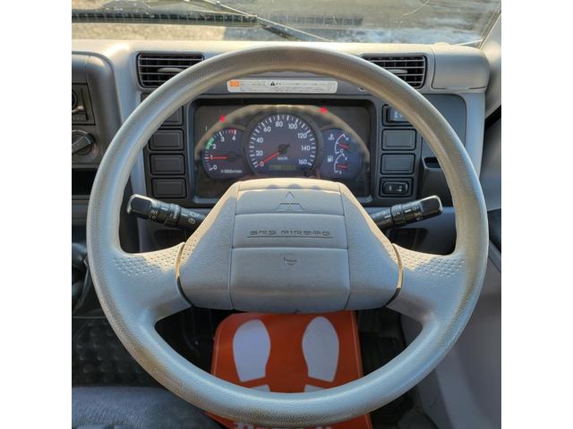 キャンターガッツ 　平ボディ・３．０ディーゼル・４ＷＤ・全塗装・エアコン・パワステ・パワーウインドウ（34枚目）