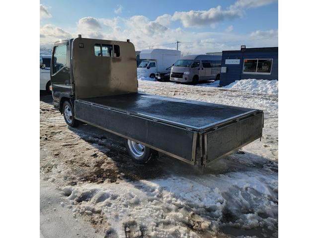 キャンターガッツ 　平ボディ・３．０ディーゼル・４ＷＤ・全塗装・エアコン・パワステ・パワーウインドウ（47枚目）