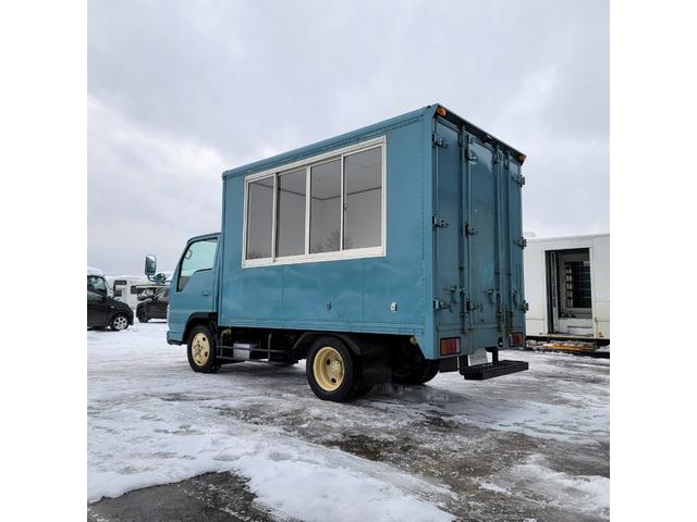 エルフトラック 3.0ディーゼル・キッチンカー仕様・ベース車両・エアコン・パワステ・パワーウインドウ(4枚目)