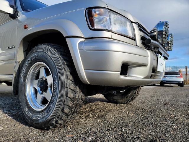 ビッグホーン プレジール　ロング　４ＷＤ・エアコン・パワステ・パワーウインドウ・ディーゼル（10枚目）