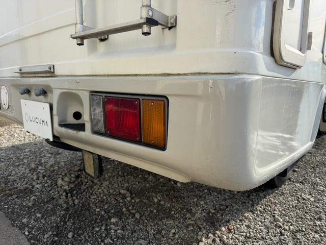 エルフトラック キャンピングカー・４ＷＤ　キャブコン・ディーゼル・４ＷＤ・ヨコハマモーターセールス・バンクベット・シンク・コンロ・エアコン・パワステ・パワーウインドウ（20枚目）