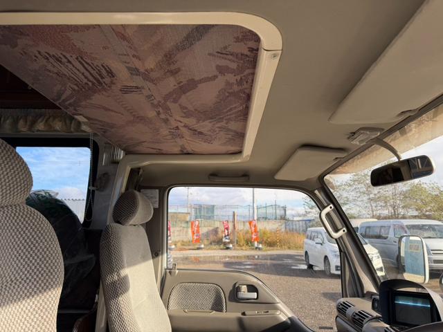 エルフトラック キャンピングカー・４ＷＤ　キャブコン・ディーゼル・４ＷＤ・ヨコハマモーターセールス・バンクベット・シンク・コンロ・エアコン・パワステ・パワーウインドウ（27枚目）